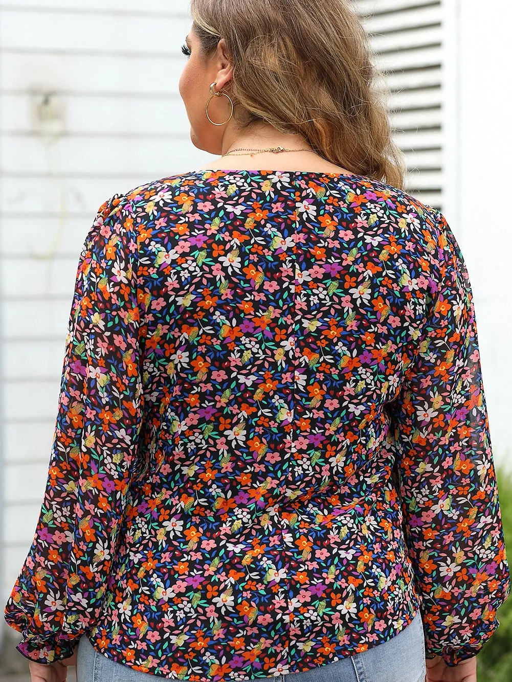 Black Plus Size V Neck Bubble Sleeve Floral Blouse