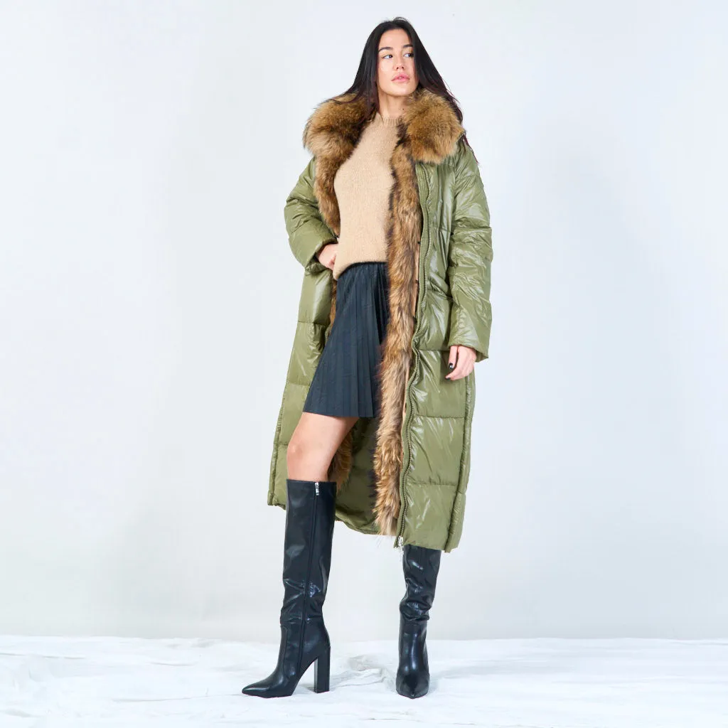 Cozy quilted duck down coat with fur collar wholesale