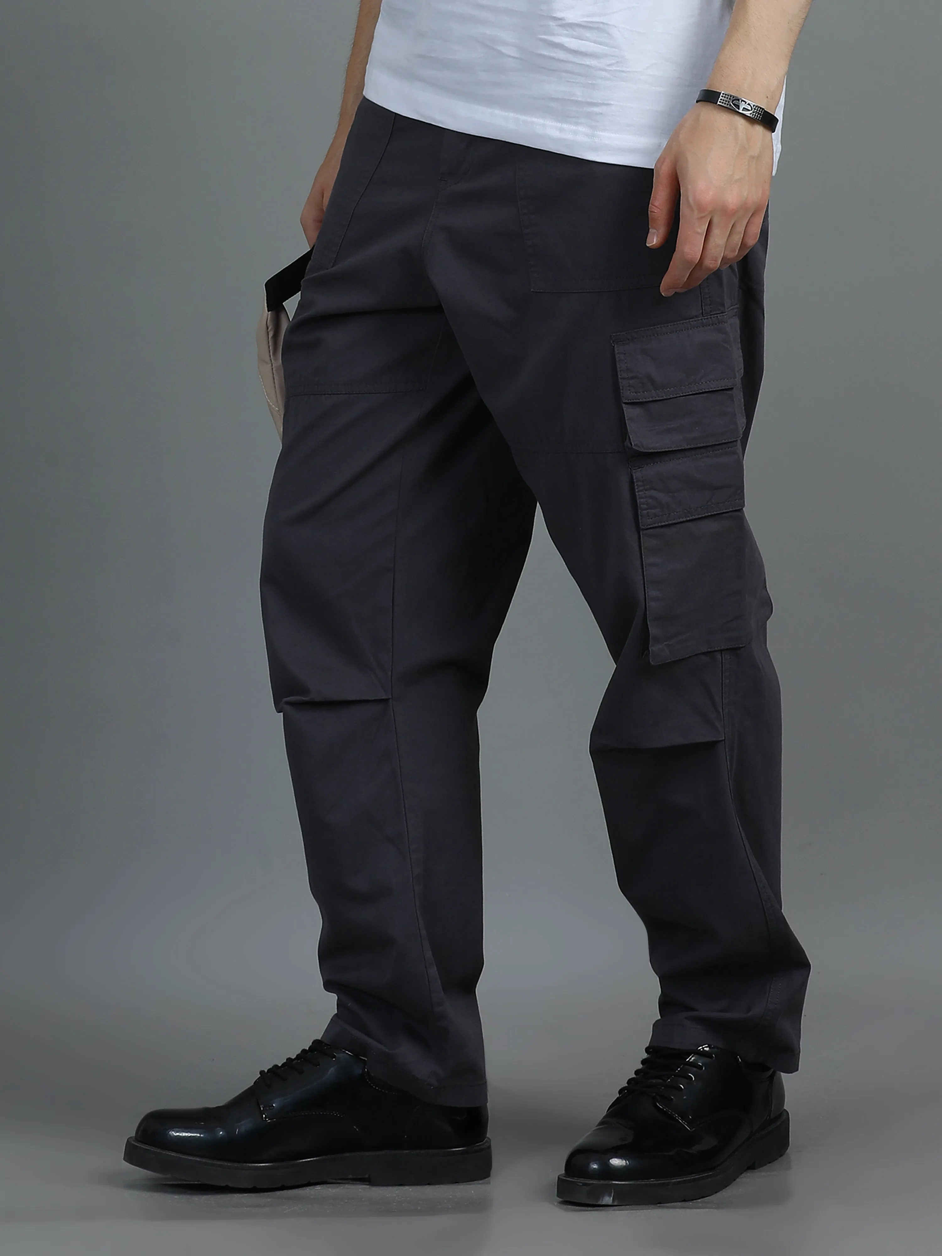 Men 2 Cotton Relaxed Fit Cargo Trousers, Charcoal Grey khakhi