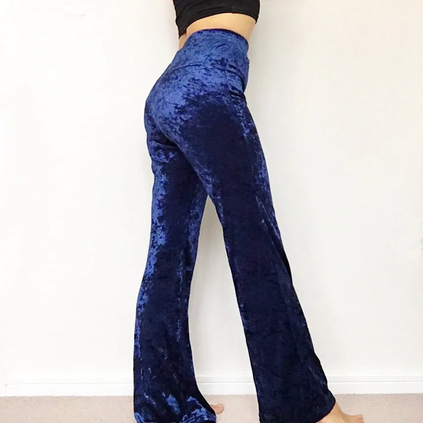 VELVET SLIGHTLY FLARE LEG TROUSERS