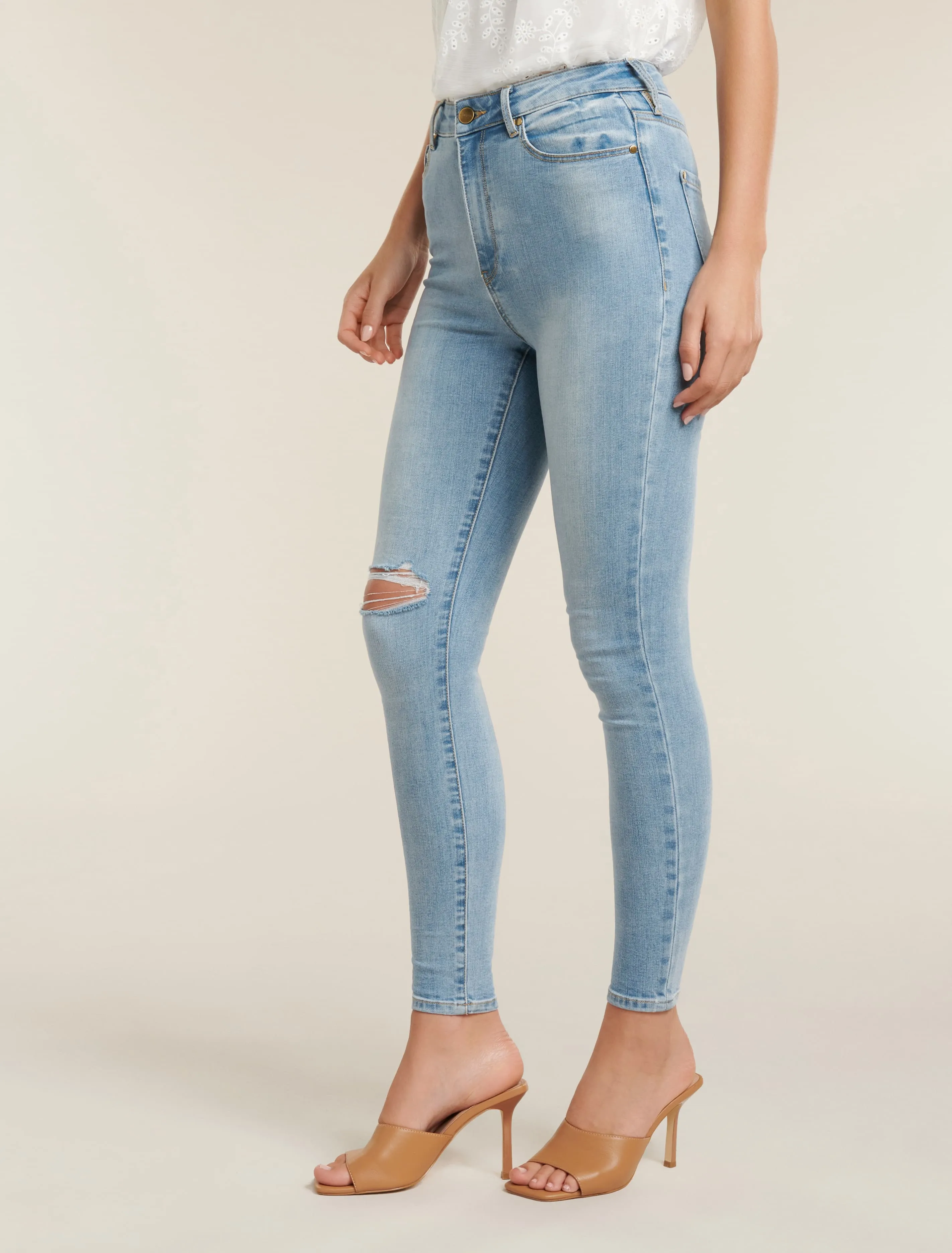 Zoe Mid Rise Ankle Grazer Jean